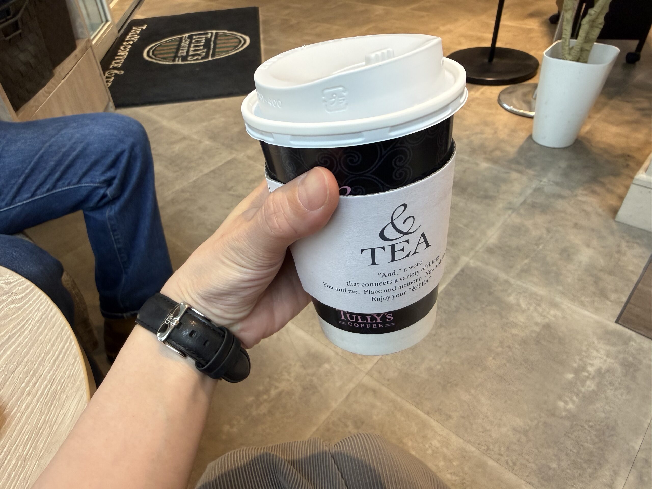 ☕️コーヒーの香りって、なんか癒されますょね😚