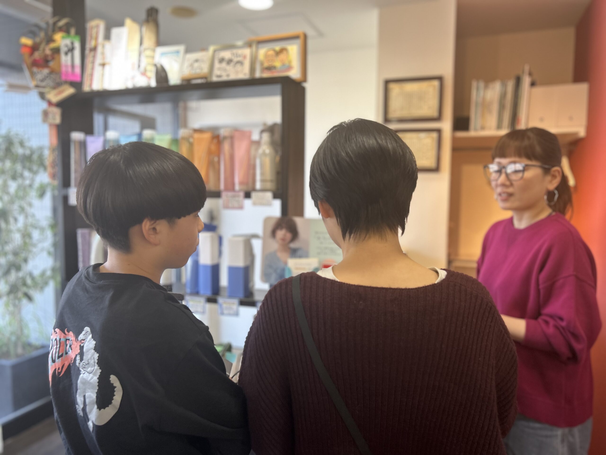 卒業シーズンはまだまだ続く☝️      親子でご利用ありがとうございます🙏